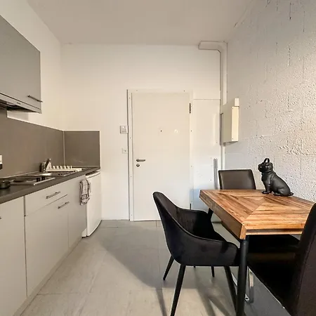 Modern Studio, De Lausanne