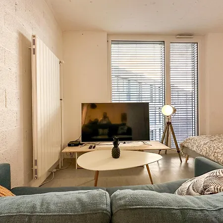 Modern Studio, De Lausanne