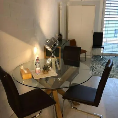 Modern Studio, De Lausanne Apartment Le Mont-Sur-Lausanne