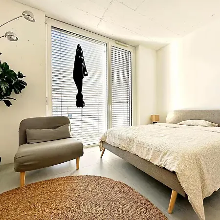 דירה Modern Studio, De Lausanne